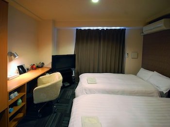 new station hotel