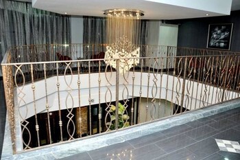 de edge hotel