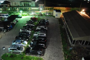 de edge hotel