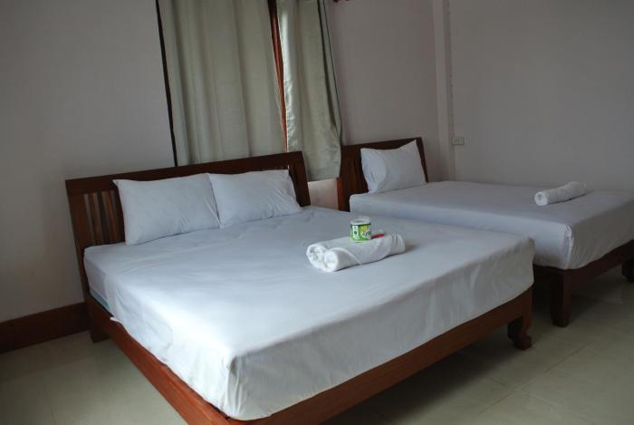 mama leurth sunset guesthouse