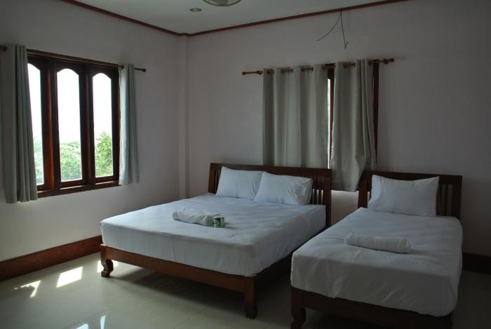 mama leurth sunset guesthouse