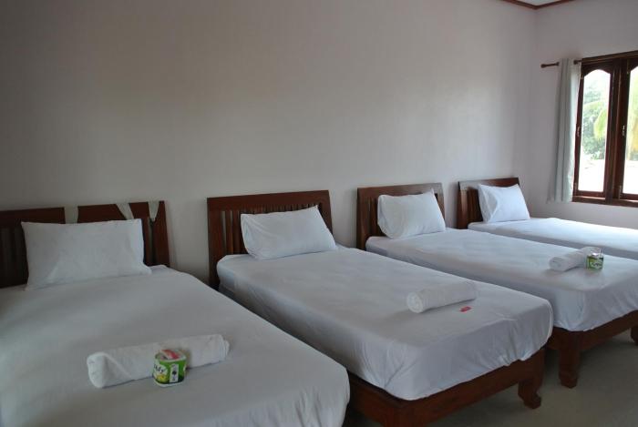 mama leurth sunset guesthouse