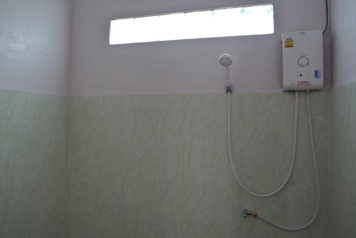 mama leurth sunset guesthouse