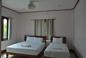 mama leurth sunset guesthouse