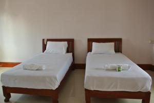 mama leurth sunset guesthouse