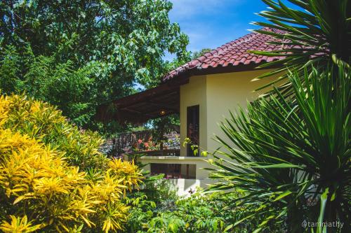 bara beach bungalows