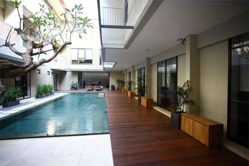 m pavilion lippo karawaci