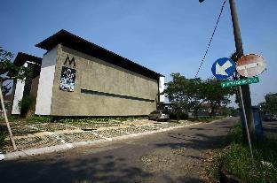 m pavilion lippo karawaci