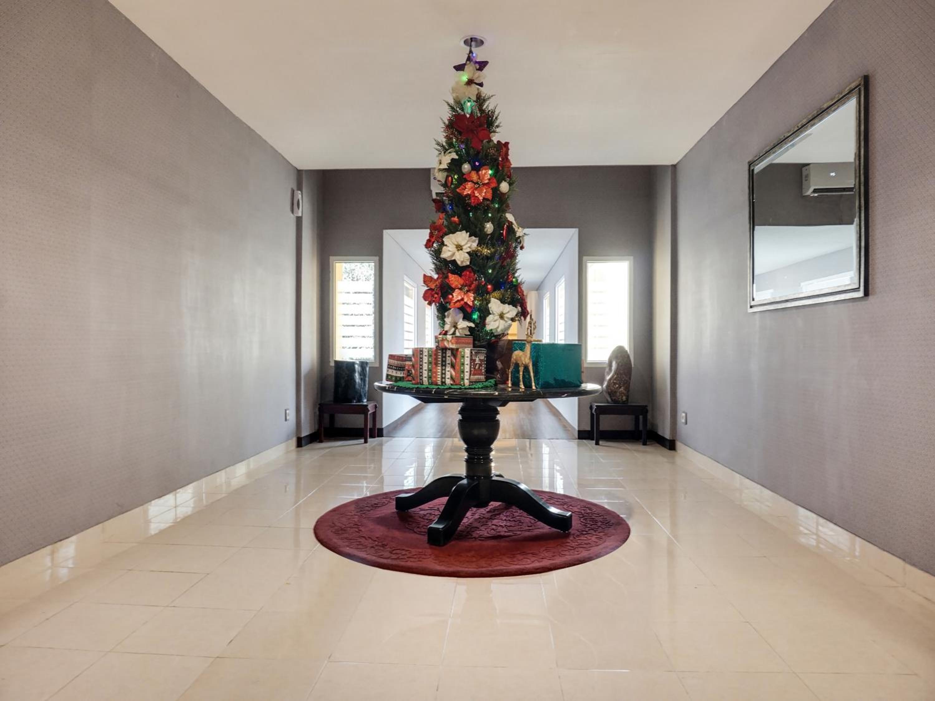 bi executive hotel ancol