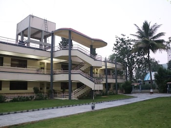swamy resort