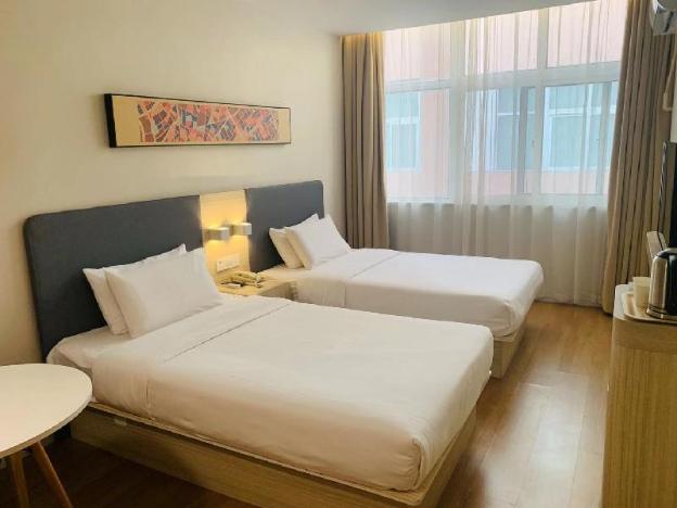 hanting hotel shanghai baogang yueluo road