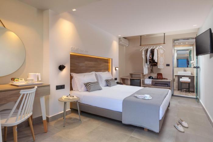 carian hotel