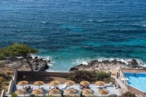 carian hotel