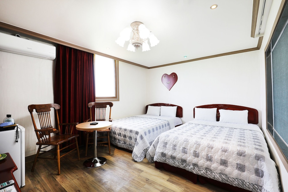 seocheon geumgang beach