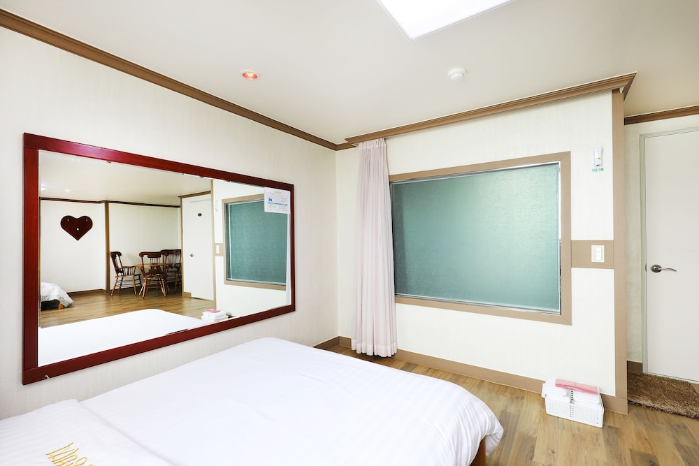 seocheon geumgang beach