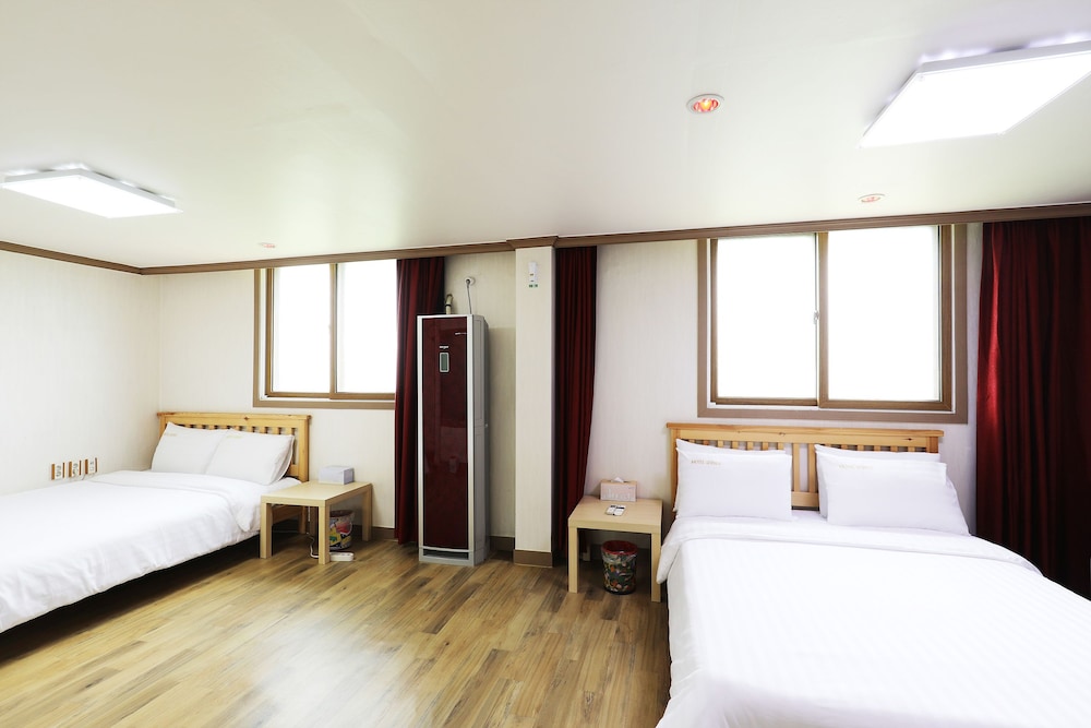 seocheon geumgang beach