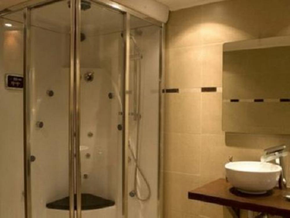 rugendas hotel boutique by time