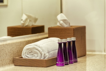 rugendas hotel boutique by time