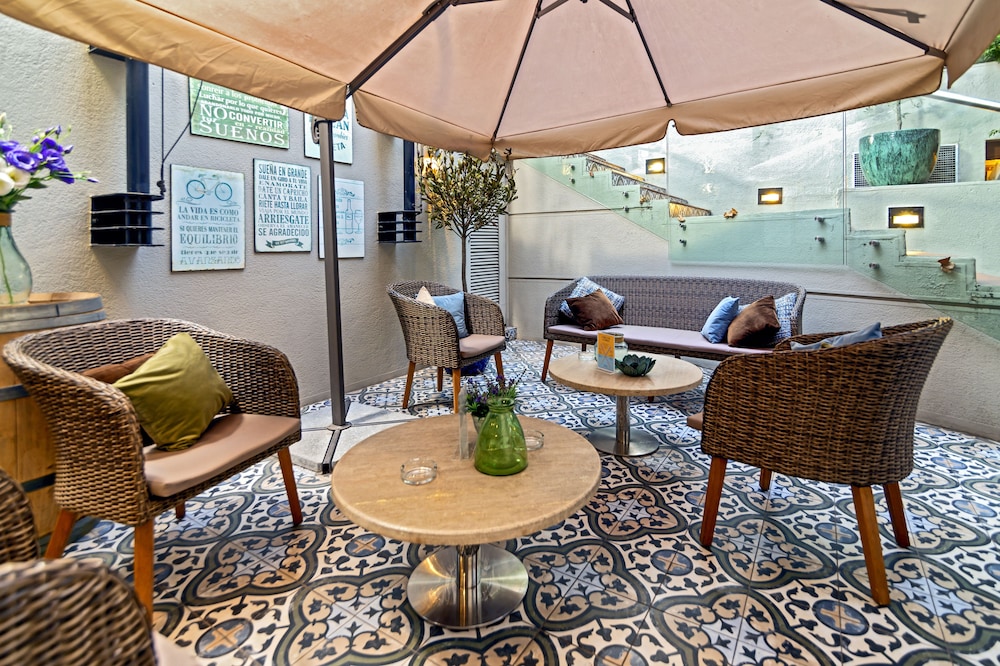 rugendas hotel boutique by time