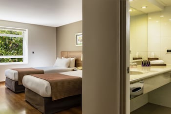 rugendas hotel boutique by time