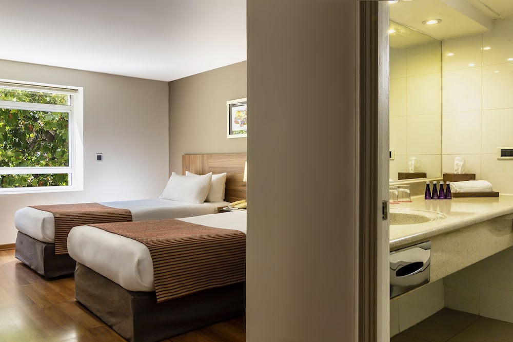 rugendas hotel boutique by time