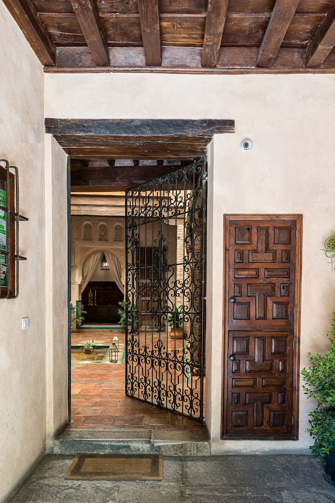 casa morisca hotel boutique