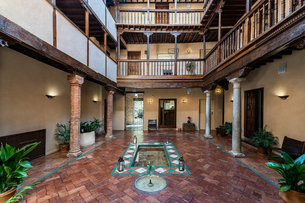 casa morisca hotel boutique