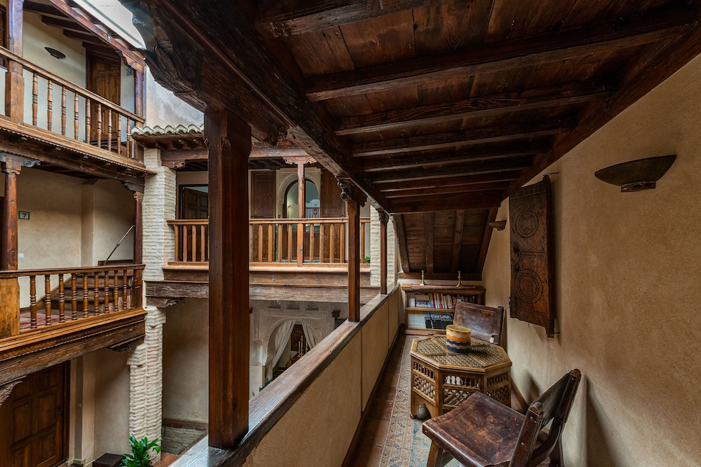 casa morisca hotel boutique