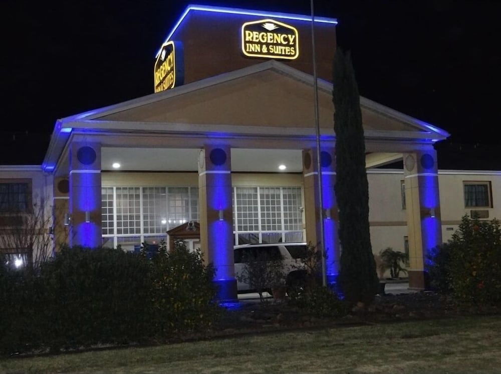 regency inn and suites