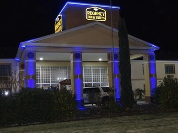 regency inn and suites