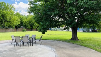 regency inn and suites