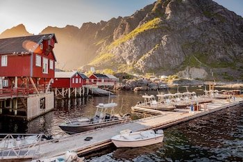 Å Rorbuer,Near Norwegian Fishing Village Museum,3 star