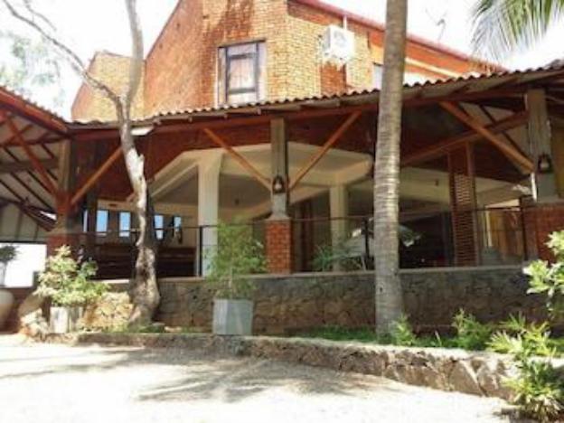 hotel araliya