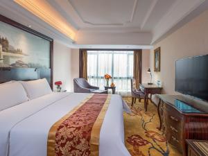 Vienna International Hotel Huizhou Huidong Honghaiwan,Huizhou>>Huidong,4 star