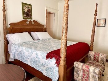 Greenwood Bed & Breakfast,Greensboro>>Gilmer,2 star