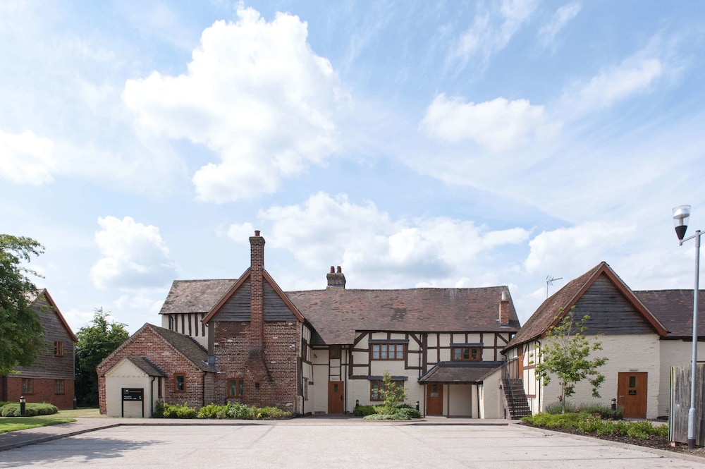 meadow farm redditch by marstons inns