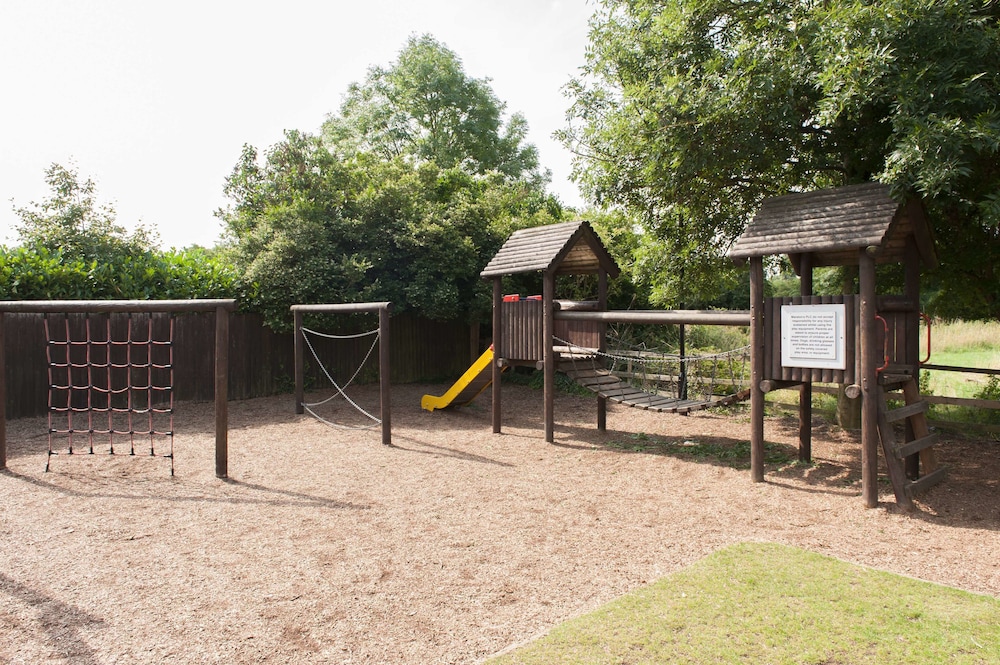 meadow farm redditch by marstons inns