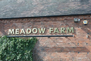 meadow farm redditch by marstons inns