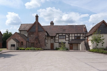 meadow farm redditch by marstons inns