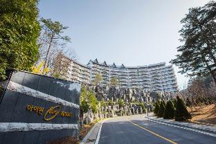 I Want Resort,,2 star
