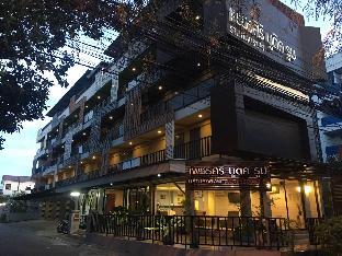 petchsiri boutique room