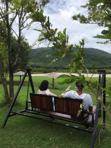 samerdrow khao yai