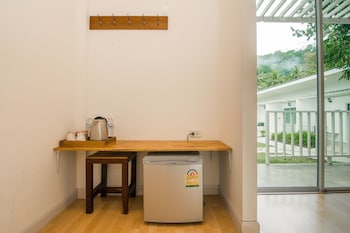 whalecome aonang resort