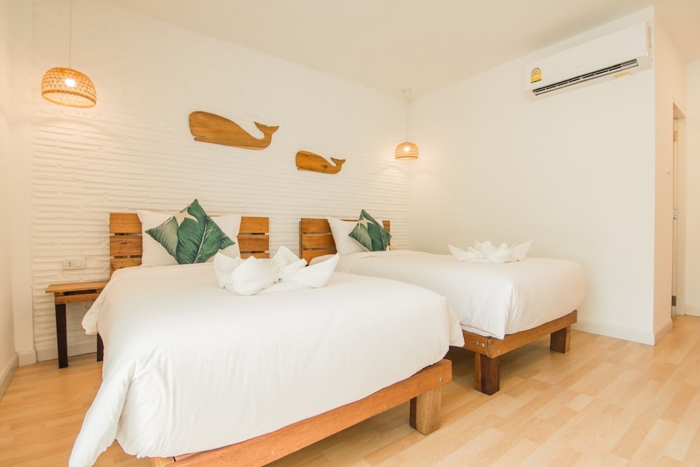 whalecome aonang resort