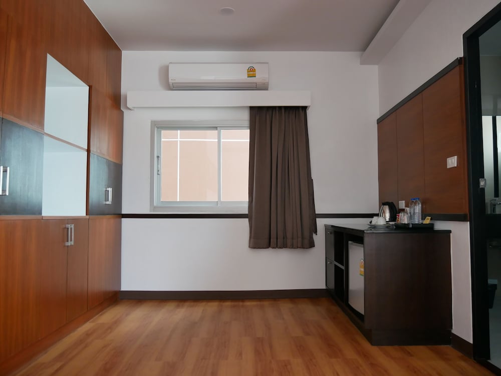 blu hotel nakhon phanom