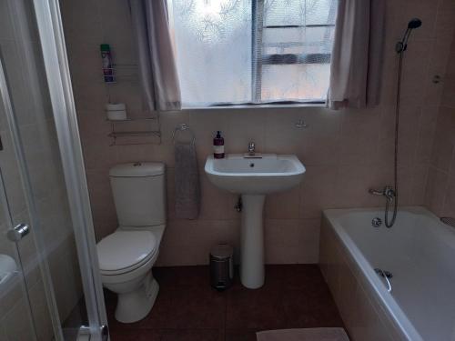 white rose guest house