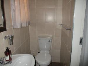 white rose guest house