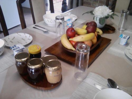 white rose guest house