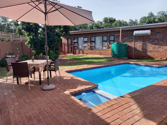 white rose guest house
