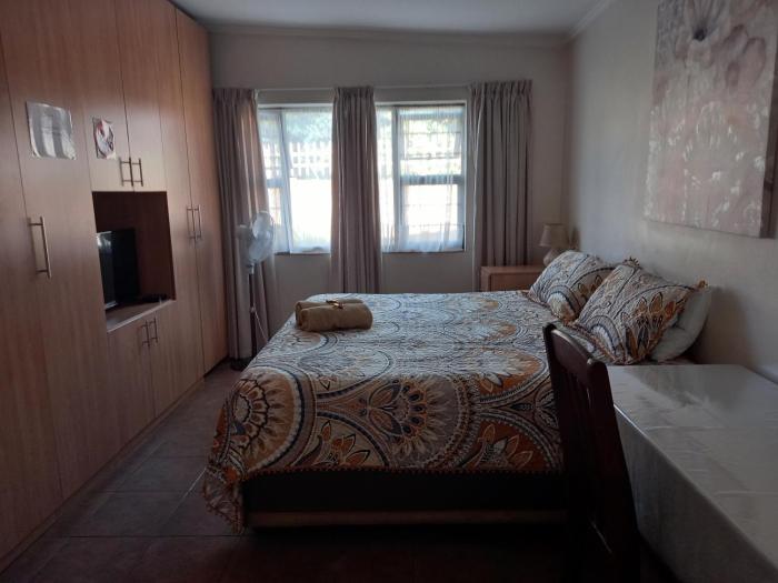 white rose guest house